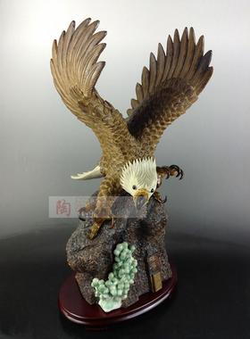 客厅酒柜动物摆件飞鹰雄风
