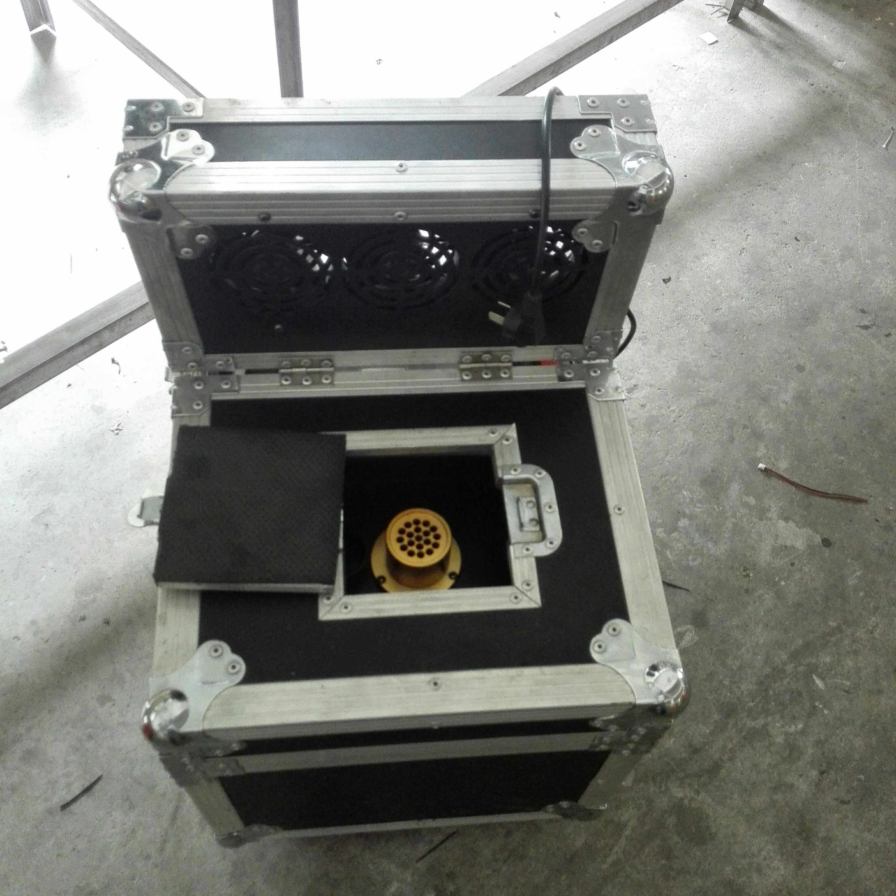 舞台灯光烟雾机婚庆薄雾机600w双雾机演出光束灯酒吧雾机 薄烟机