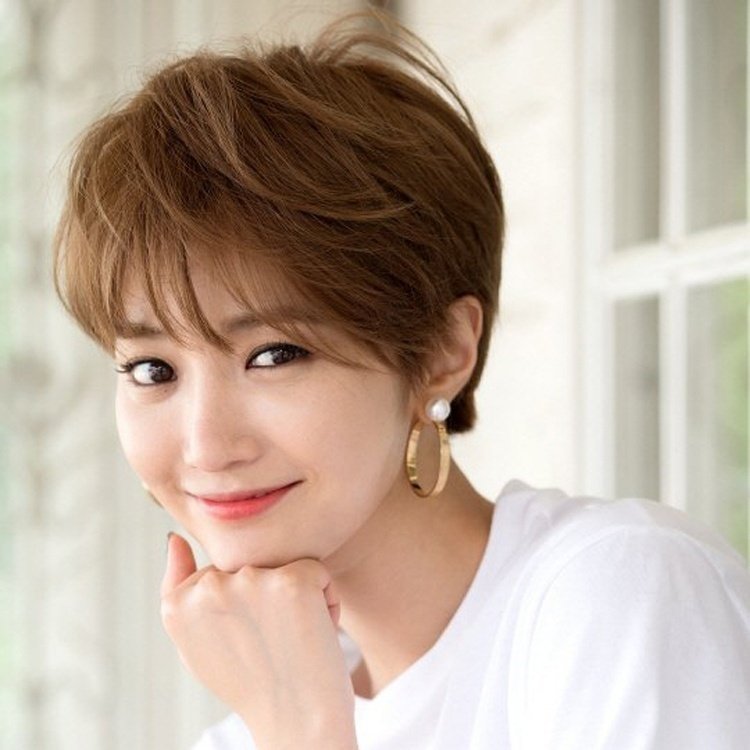 Perruque cheveux raides Court - Ref 2612714 Image 1