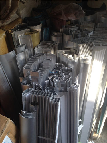 热销加厚型铝合金地面线槽金属弧型线槽网线保护管双面胶 10号