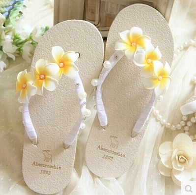 女神海滩超仙鸡蛋花珍珠人字拖