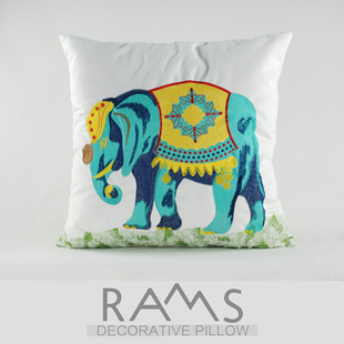 东南亚沙发靠垫抱枕样板房设计师风格 大象绣花靠包 白色靠枕套美式