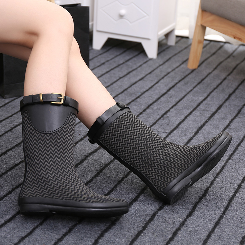 Chaussures en caoutchouc - Ref 931824 Image 1