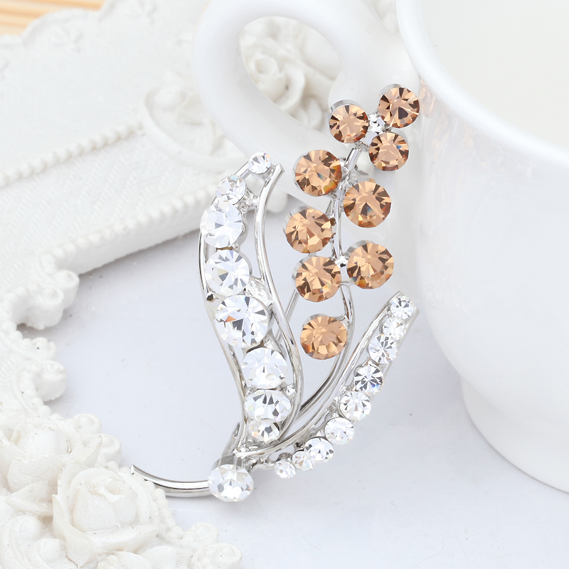 Broche femme YA BAO en Zircon diamant - Ref 1188080 Image 1