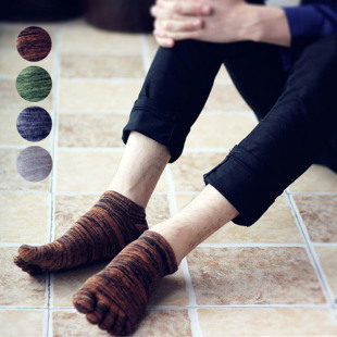 春夏新品 复古拼线男士 潮男 全纯棉分脚趾短筒船袜 五指袜