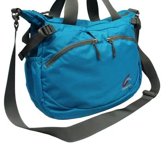 专柜cross穿越城市城市休闲挎包