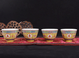 景德镇文革厂瓷 手绘黄万寿无疆粉彩二岗盅 普洱茶杯 复古小杯