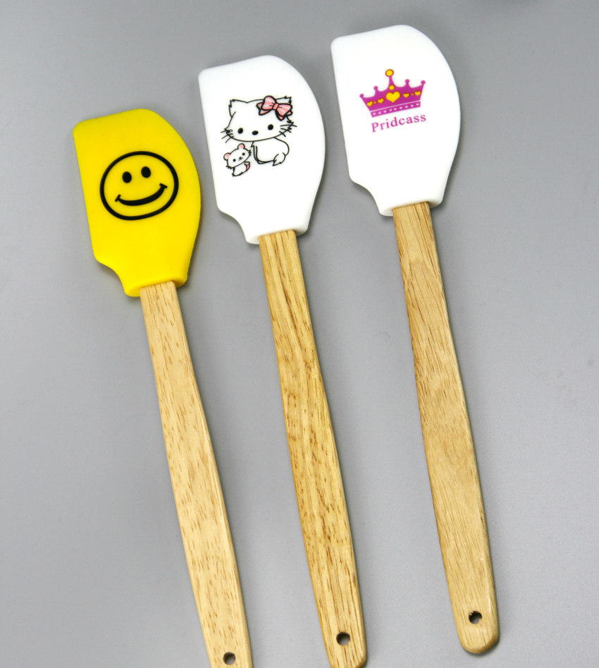烘焙工具 木柄彩绘硅胶刮刀 多花色硅胶刮刀 可爱卡通图案
