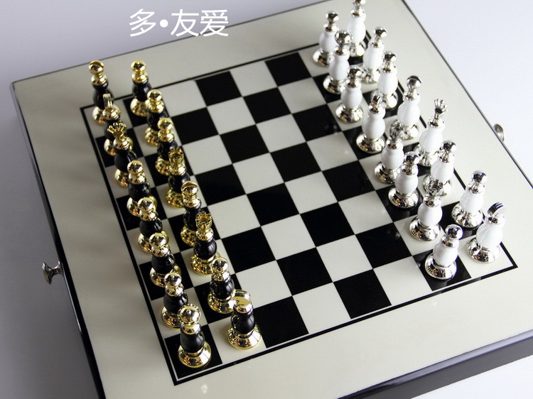 家居飾品>>擺件黑白合金國際象棋書房兒童房吉祥物送禮佳品漆器