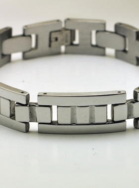 钛钢男士欧美风不变色手链
