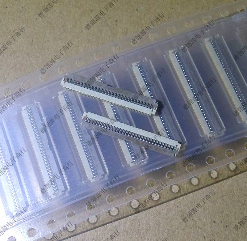 XF3H-6155-31A 0.3mm间距 61pin 翻盖下接触 进口原装连接器