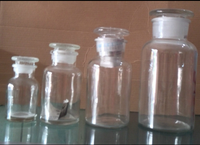磨砂广口瓶玻璃试剂瓶 无铅加厚酒精药棉 密封透明250ml