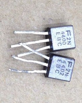 富士通 国半 2N4400 2N4402 小功率配对管