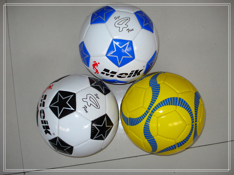 Ballon de football - Ref 5726 Image 1