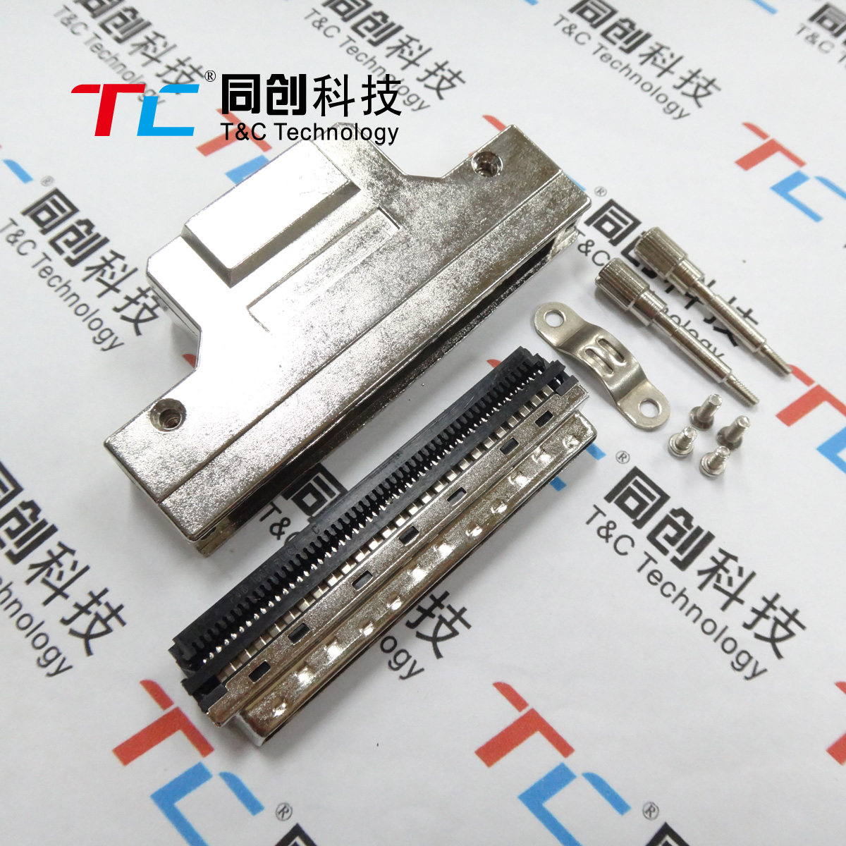 同创科技 SCSI 100P 压线公头 针孔DB型 铁壳螺钉式 伺服驱动接头