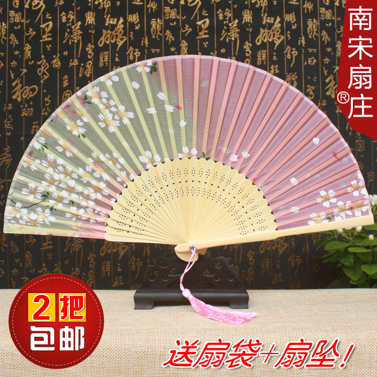包邮！杭州扇子折扇中国风女扇 女款真丝绢扇日式和风古典工艺扇