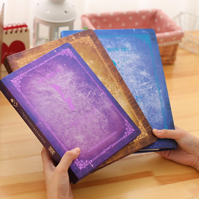 Jingu Vampire Diaries B5 large loose-leaf diary pages to learn life the hard surface bronzing retro notepad