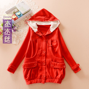 雅歌3 杰杰丝女装 圆边口袋系扣连帽厚外套长版风衣 秋装 款