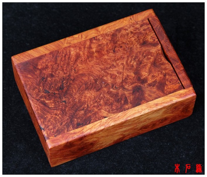 漂亮风纹路翻盖烟盒缅甸花梨木