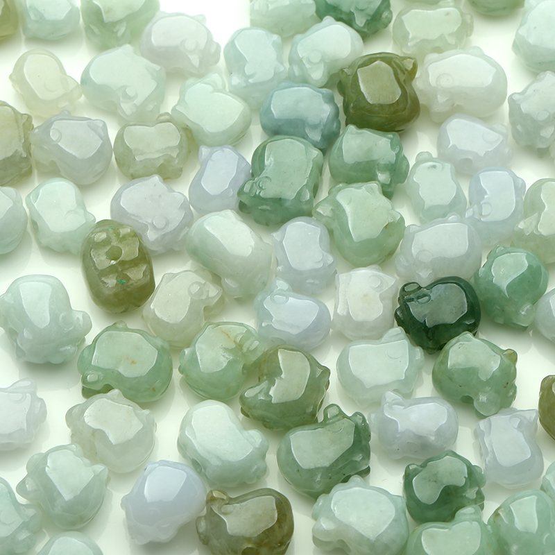 手工DIY饰品配件 天翡翠A货生肖猪 可做手链 手机链等玉散件饰品