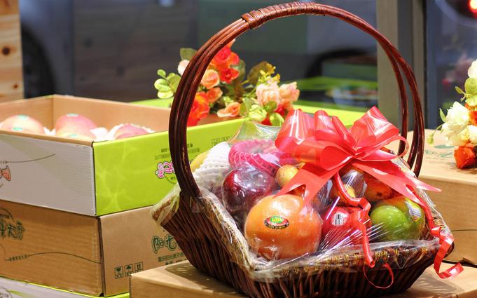 木木鲜花全场特惠，保证质量！支持实体店自取！不新鲜、不满意、不漂亮均可以不签收， 所有不签收宝贝全额退款！ 为您私人订制，专人配送，用心为您服务为您传情达意，当天下单最快2小时到达！木木鲜花全国均有配送店,所有的大中城市市区免费送花下单备注送花日期有事随时联系客服电话13804500622