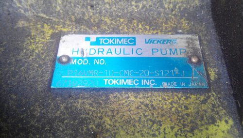 维修日本TOKIMEC东京计器柱塞泵P16VMR-10-CMC-20-S121-J油泵