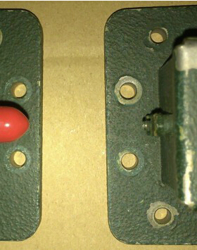 6.58-10.0 GHz 8.2-12.5 GHz 2.92mm F WR112 波导转同轴 转接器