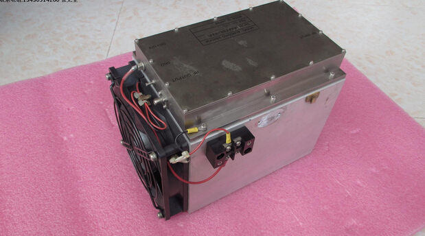 日本R&K进口 10-1000MHz 30dB 40dBm 10W SMA 射频微波宽带功率放大器 质量包好，包能用 可提供详细测试图 工作频率：10MHz-1000MHz 增益: Typ 30dB / min 28dB 输出功率: 40dBm 10W 工作电压：+12 电流大约：7A 左右