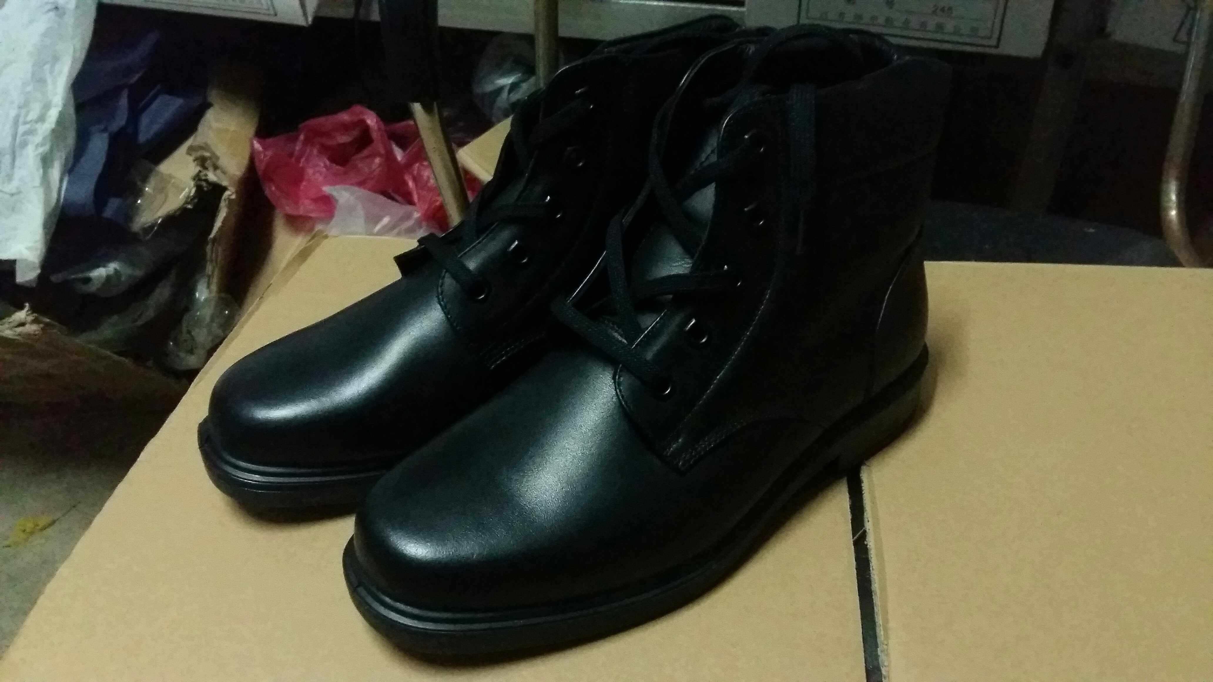 Boots militaires - Ref 1400366 Image 1