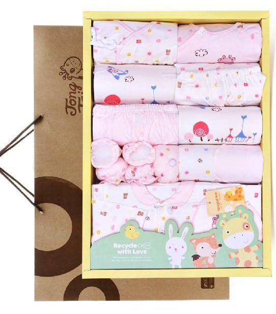 Coffret cadeau pour nouveau-né - vêtements - Ref 1955653 Image 1