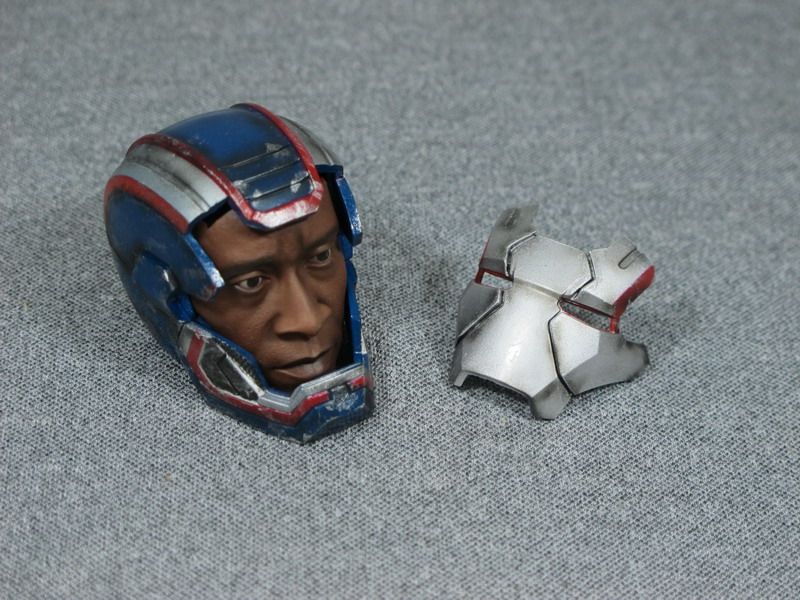 1:6钢铁侠3 钢铁爱国者 非ht头雕 战损版现货兵人散件 战争机器人