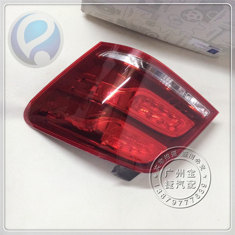 适用于奔驰GLK尾灯GLK200尾灯GLK260尾灯GLK300尾灯转向灯LED尾灯