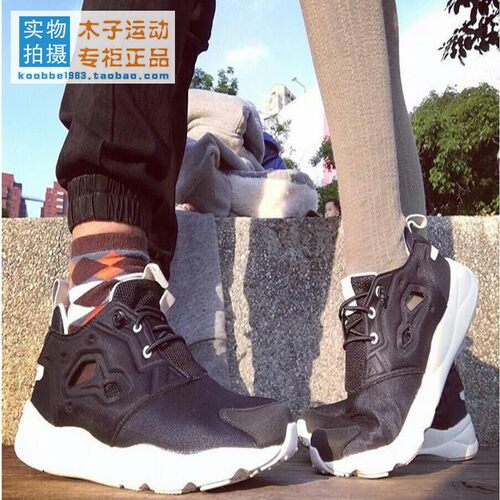 reebok夏款锐步黑白休闲鞋