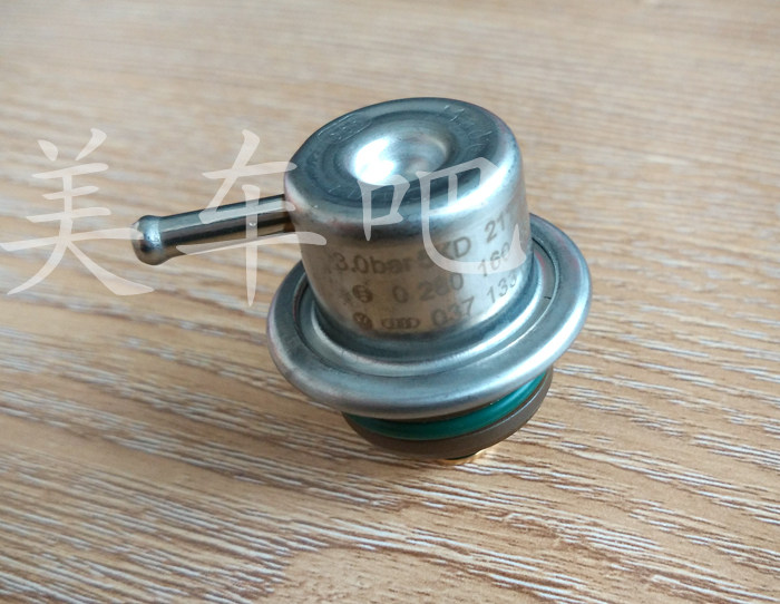 正厂捷达 捷达王 燃油压力调节器 回油阀 汽油压力调节阀