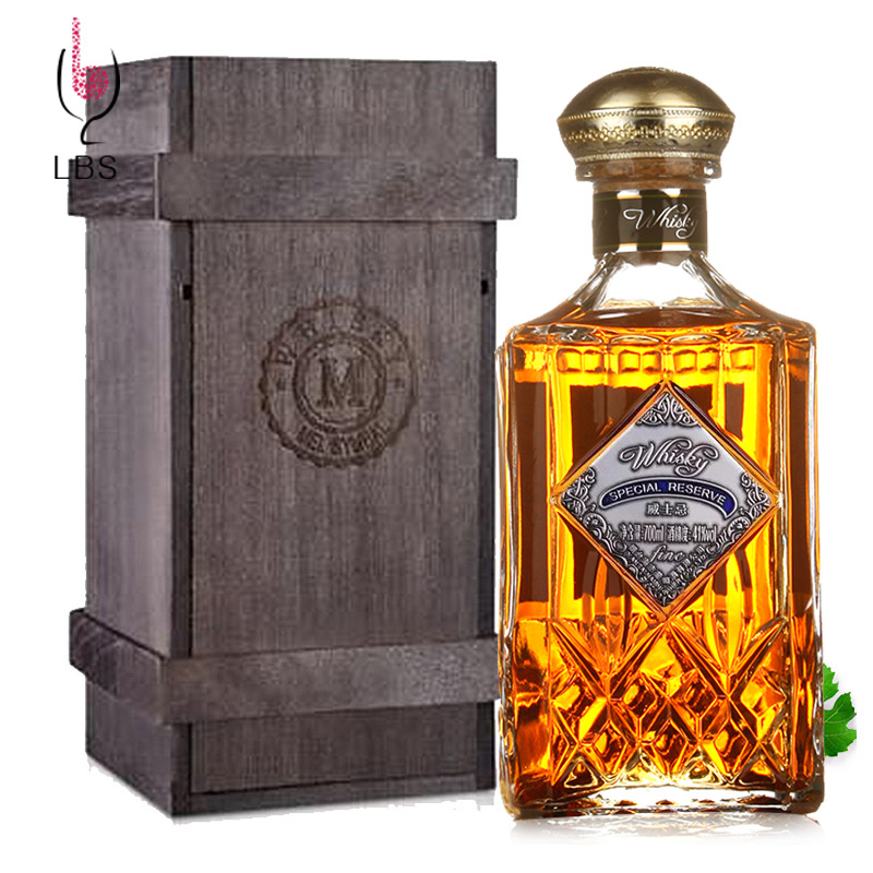 Á¦²©Ë¹ 41¶È÷Èü±¦ÍþÊ¿¼É700ml ¹ú²úÕýÆ·Ñó¾ÆÍþÊ¿¼É ľÀñºÐÌ××°