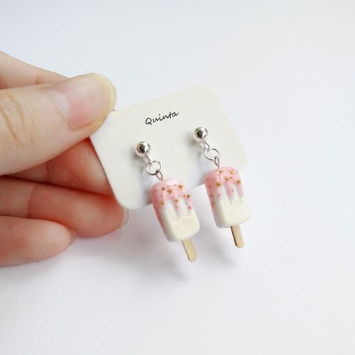 quinta原创手作草莓可爱银耳环