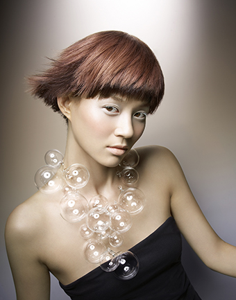 美女模特海报酒吧发型装饰画