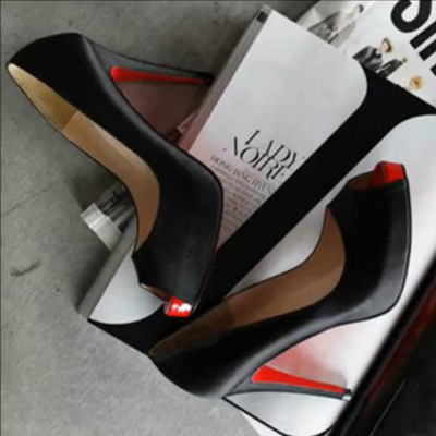 春季防水台黑色大码高跟鞋