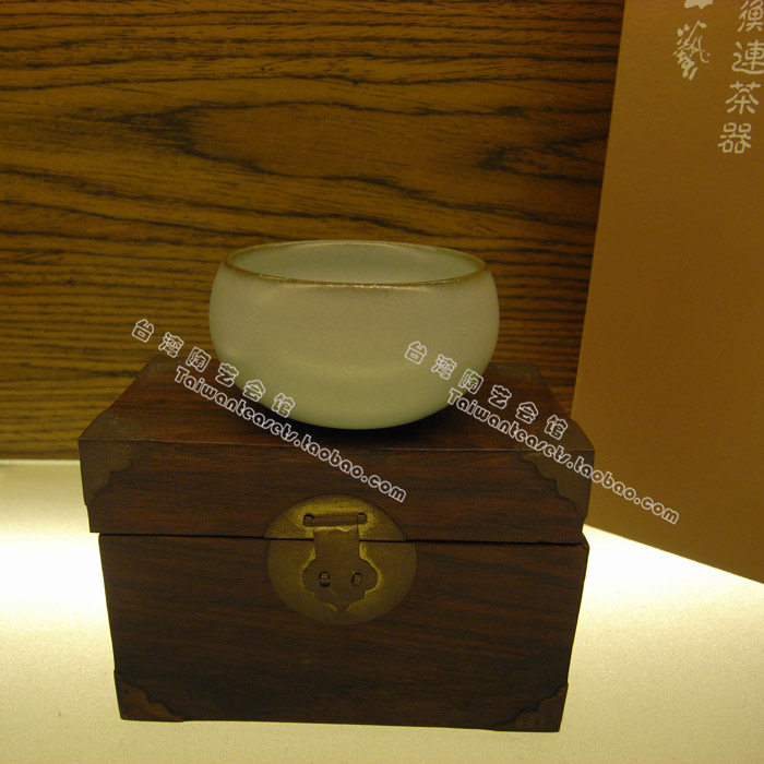 台湾老衡连汝窑杯 絕版汝窑开片小圆杯 收藏品與君共賞 非賣品