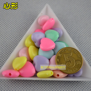 diy儿童手工串珠材料桃心散珠 亚克力实色珠子冰激凌色串珠