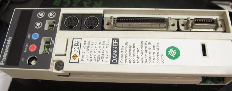 二手松下伺服驱动器 MSDA5A3A1A配MSMA5AZA1A 专业销售维修一体化