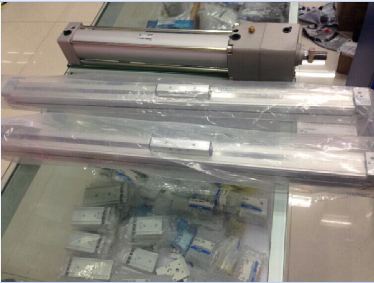 FESTO 原装 DGC-K-25-550-PPV-A-GK-D2  订货号1312501 现货