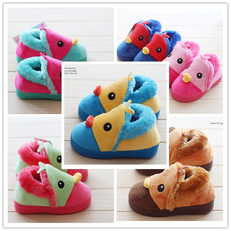 Pantoufles enfants en suède pour hiver - semelle caoutchouc - Ref 986930 Image 1