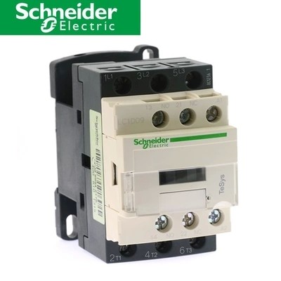 原装耐德接触器 线圈控制电压:DC24V 3常开主触头 1开1闭的辅助触头 触头额定电流12A 发热电流25A(标牌上) 最大功率5.5KW 380V额定电压 690V耐压.可配各种辅件,祥情可参照网页下面表格,本店所有施耐德官方质保一年,如有产品方面疑问请致电施耐德官方电话:4008101315