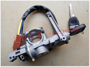 福五星雷沃路麒内燃观光三四轮车FT175ZK200电门锁点火启动开关