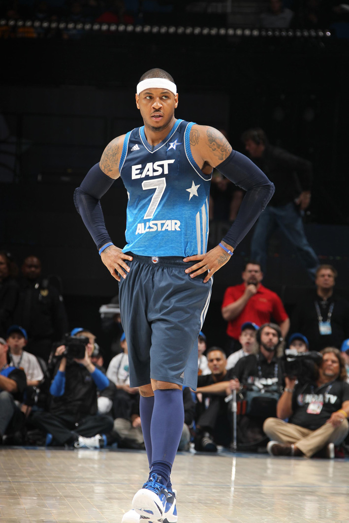 店铺所有海报都是单张起售，需要几张拍几件的哈，链接是默认单个画心的价格，需要配实木相框的，亲联系客服补差价，谢谢