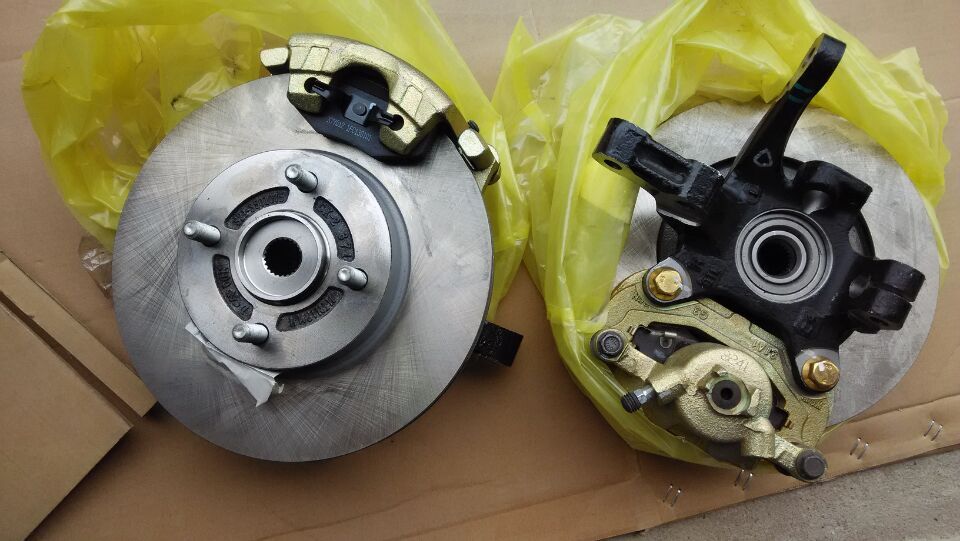 原装正品奇瑞A1qq6M1前制动器总成前转向节带制动钳总成新款