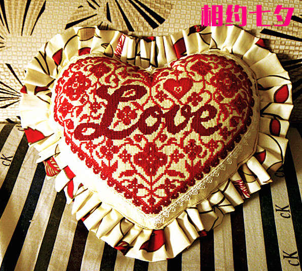 生日情人节礼物心形之恋LOVE印花十字绣车抱枕红叶机绣纯手工成品