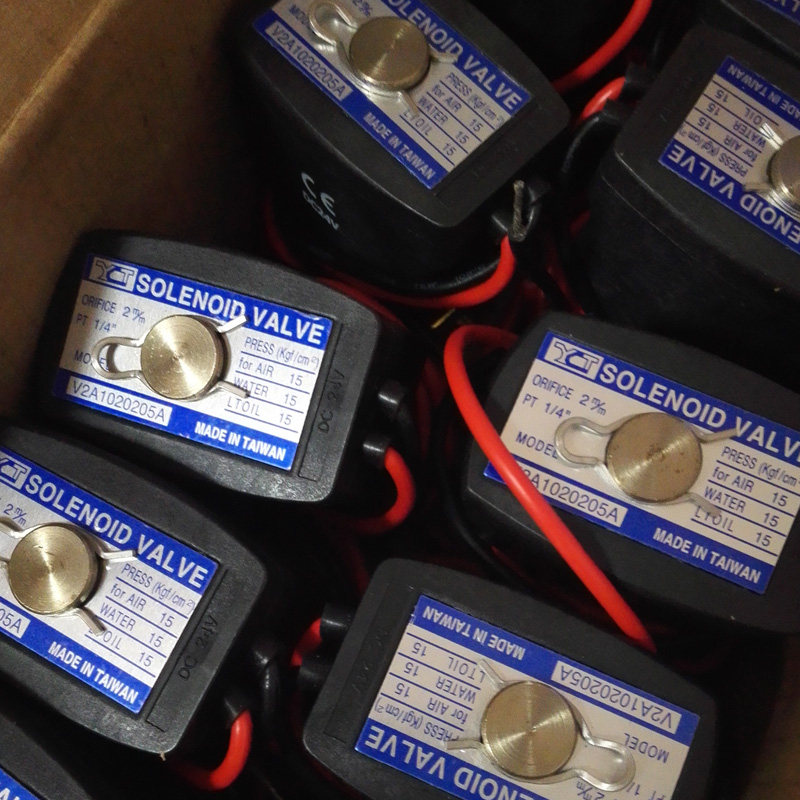 V2F1041504 V2F1-04-15-04  YCT 电磁阀