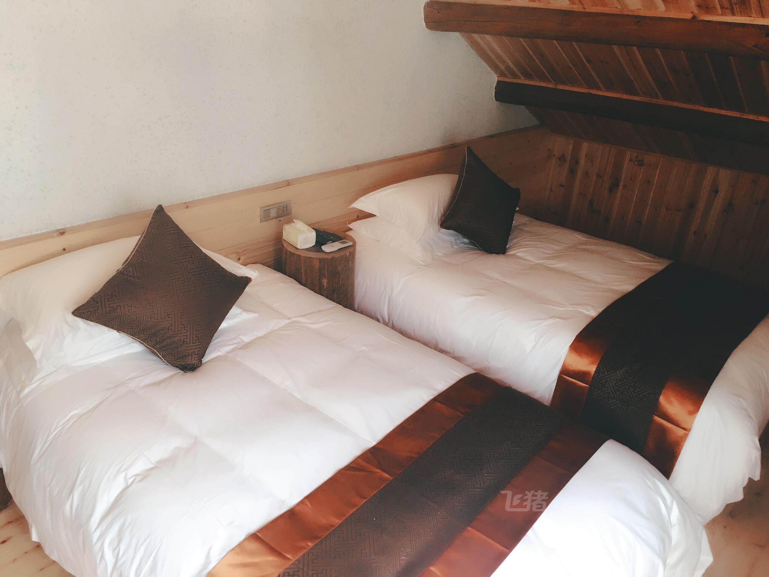 Lishui Gu Yan Homestay Chalet Standard Roomin the Cheap Hotels/Inn features/Apartment Hostel , Hotel Inn  category - from Buy2taobao.com to provide professional Taobao agent buy service